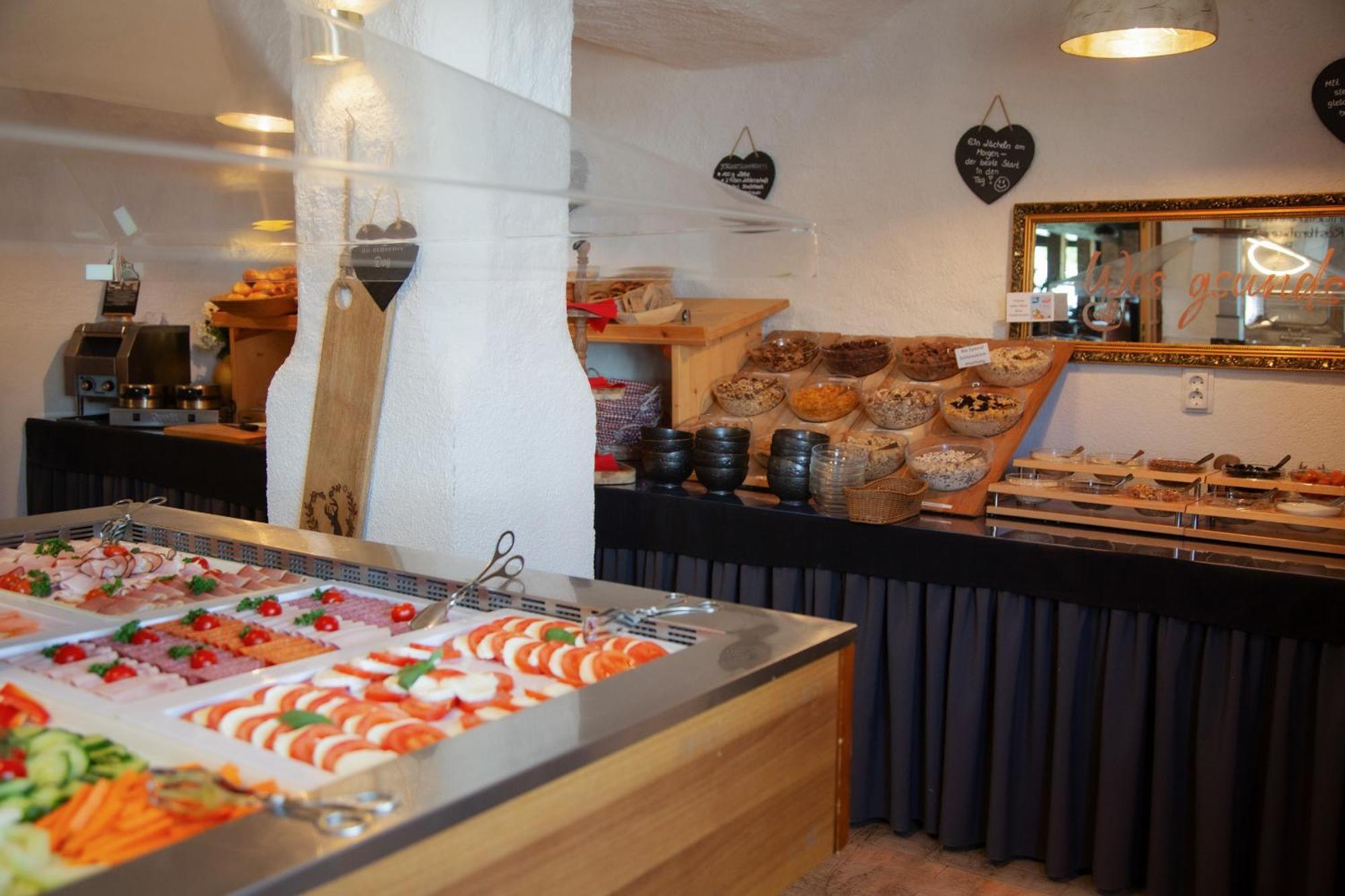 Hotel Schlossblick Chiemsee พรีนอัมคิมซี ภายนอก รูปภาพ