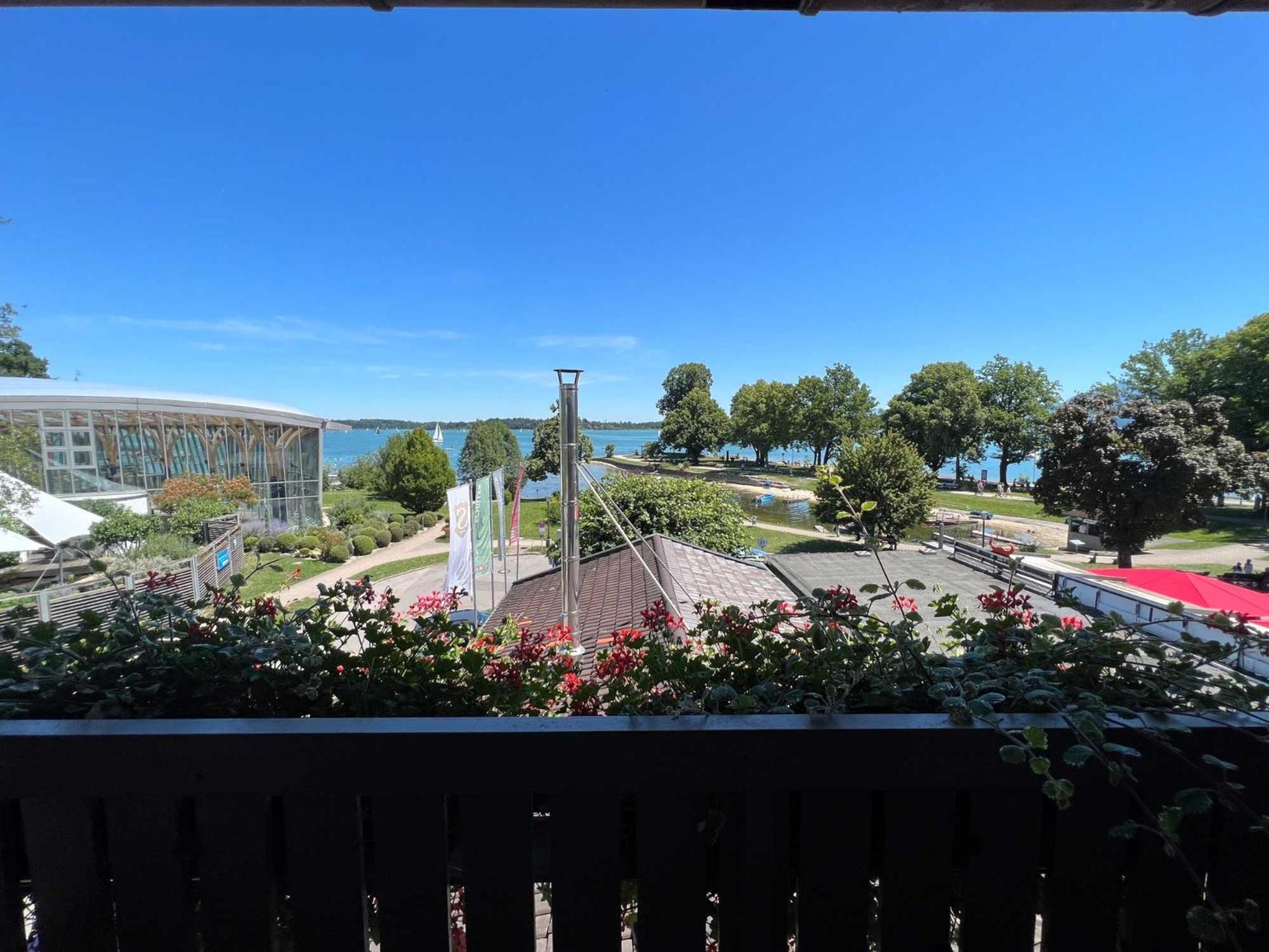 Hotel Schlossblick Chiemsee พรีนอัมคิมซี ภายนอก รูปภาพ