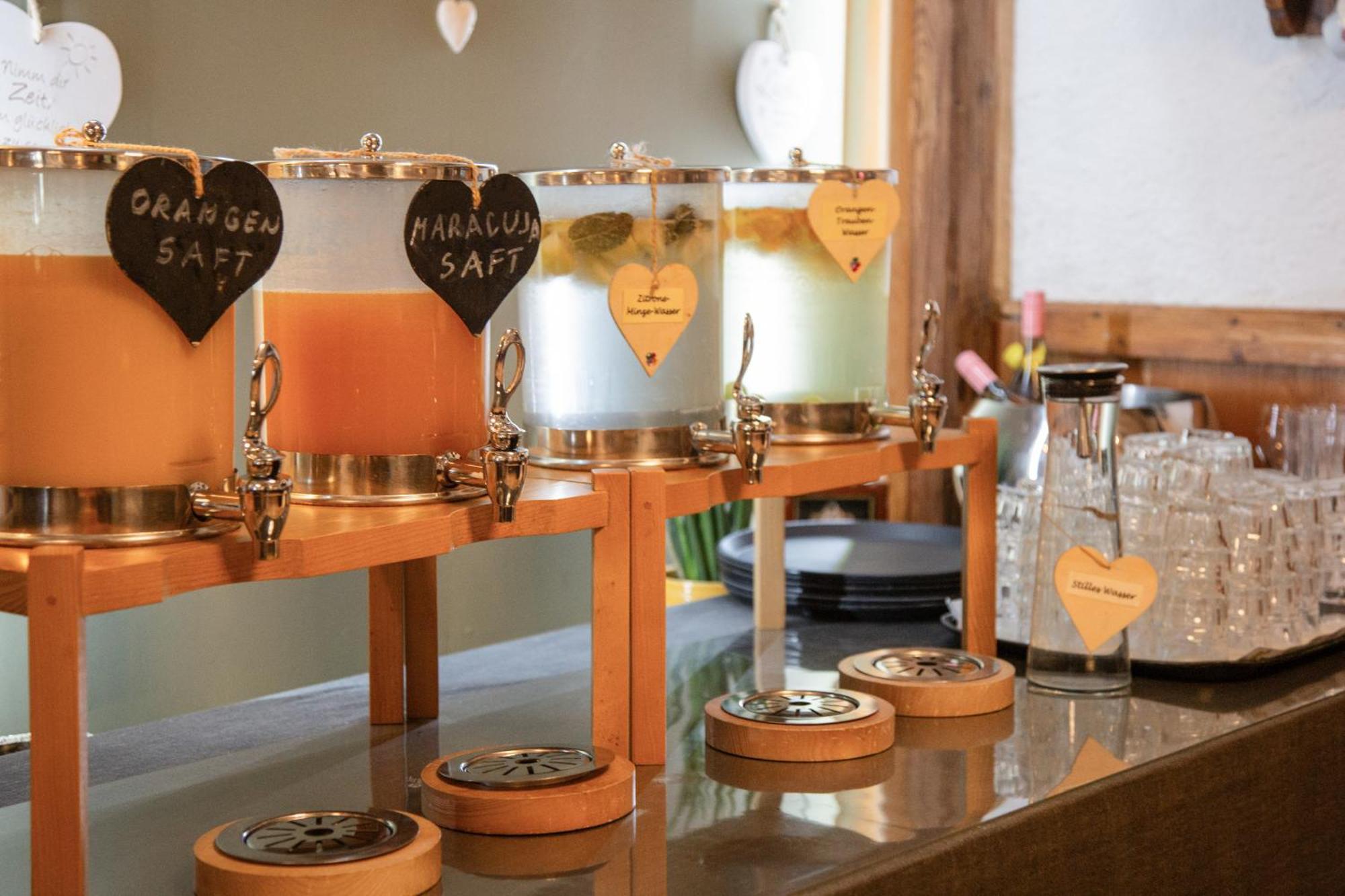 Hotel Schlossblick Chiemsee พรีนอัมคิมซี ภายนอก รูปภาพ