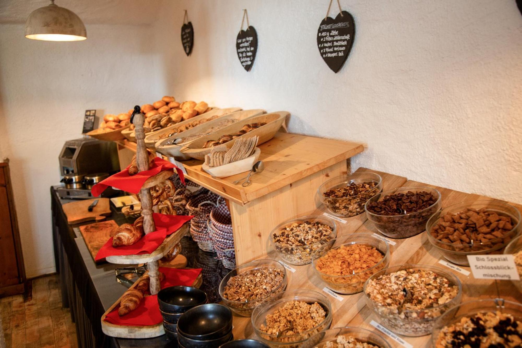 Hotel Schlossblick Chiemsee พรีนอัมคิมซี ภายนอก รูปภาพ