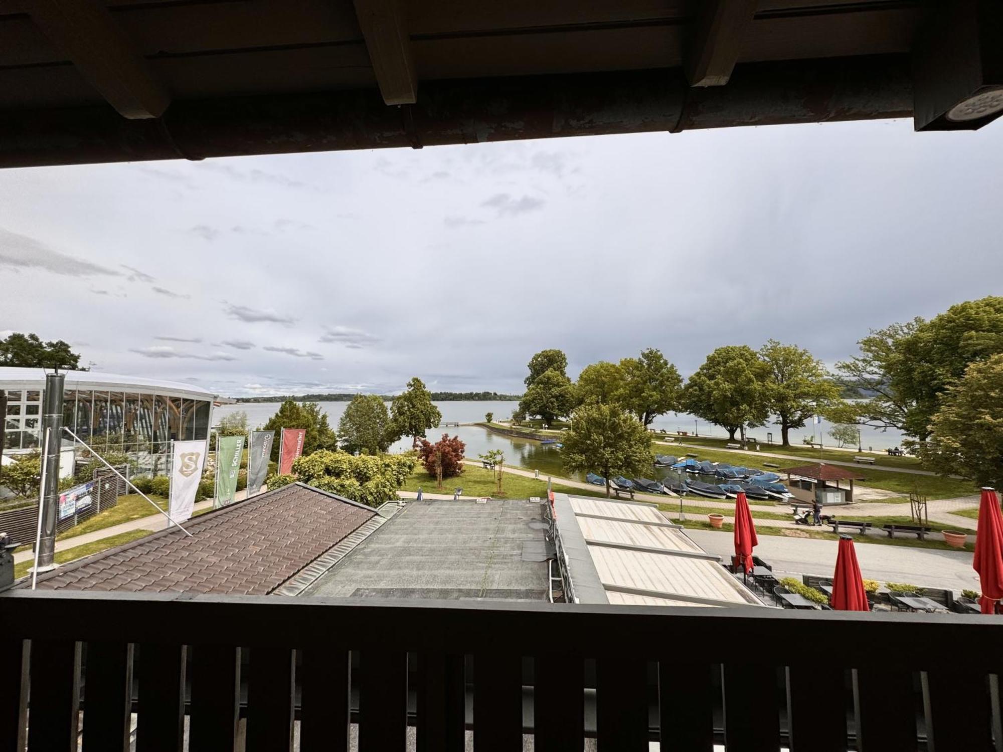 Hotel Schlossblick Chiemsee พรีนอัมคิมซี ภายนอก รูปภาพ