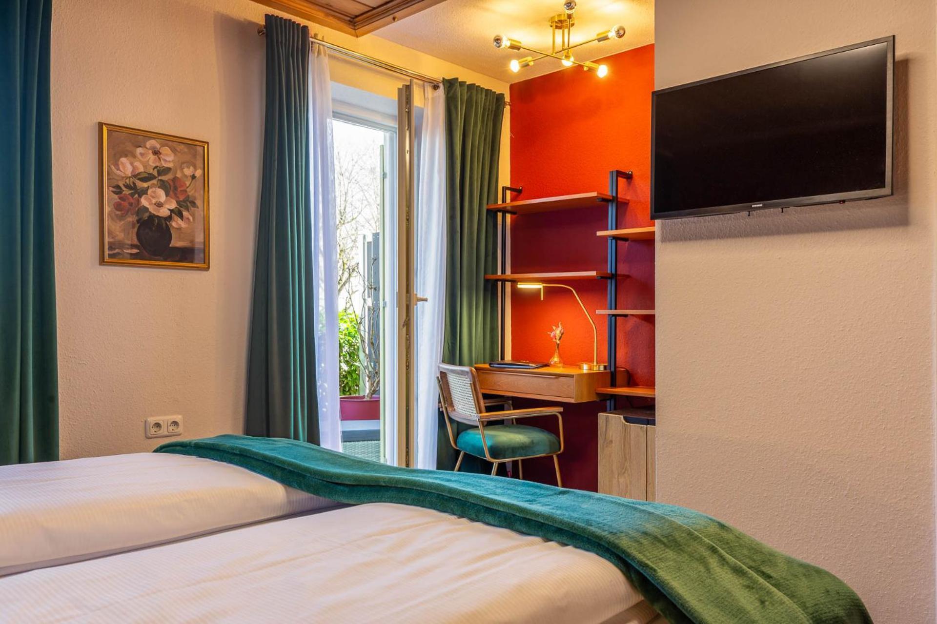 Hotel Schlossblick Chiemsee พรีนอัมคิมซี ภายนอก รูปภาพ